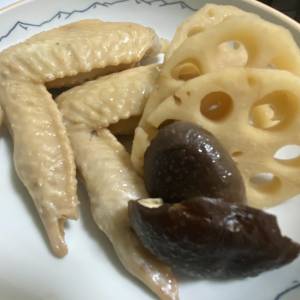 鶏手羽大根の煮物