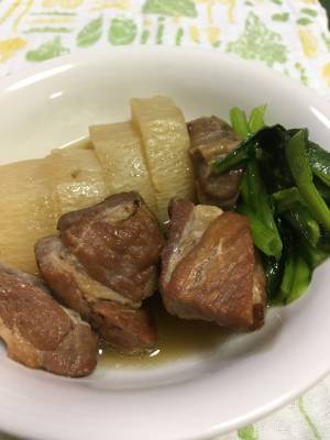 豚バラと大根の甘辛煮