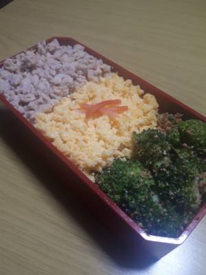 そぼろ弁当
