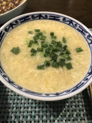 卵とコーンのスープ