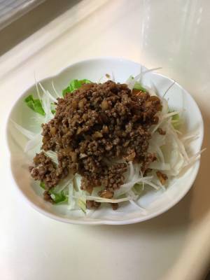 新たまねぎの肉そぼろがけ