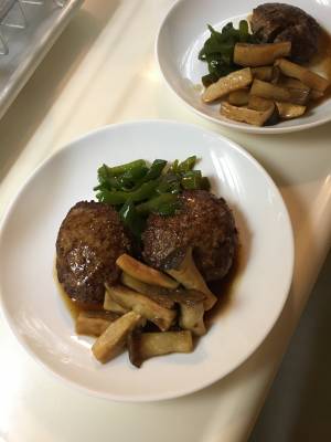 照り焼きハンバーグ