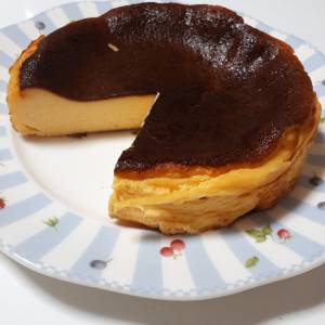 バスク風チーズケーキ レシピ 小嶋 ルミさん みんなのきょうの料理 おいしいレシピや献立を探そう
