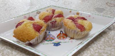 いちごのマフィン