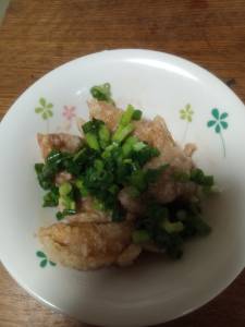 蒸し鶏のパリパリ焼き