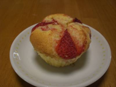 いちごのマフィン
