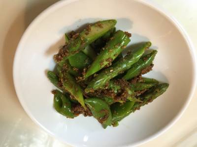 アスパラガスとスナップえんどうの白ごまあえ