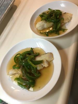 ピーマンと白身魚の甘酢あんかけ