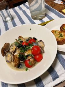 ミニトマトたっぷりアクアパッツァ