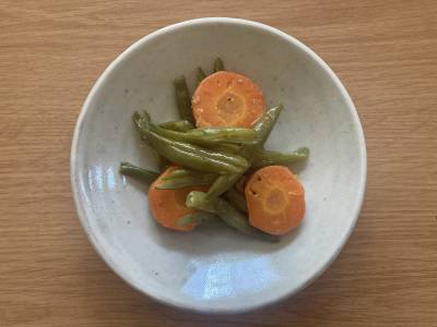 いんげんとにんじんのバター煮