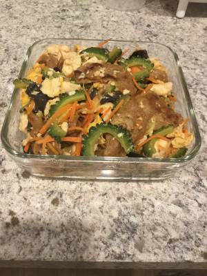 ピリ辛ゴーヤーチャンプルー