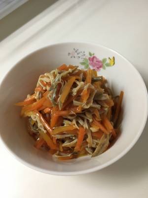 にんじんとえのきの炒め煮