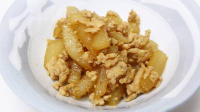 鶏そぼろと大根のさんしょう煮