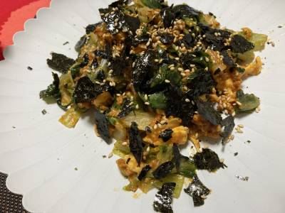 レタスの韓国風おかずサラダ