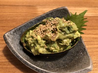 アボカドとチキンのレモンソテー