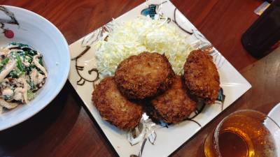 春キャベツのポーク焼きメンチ