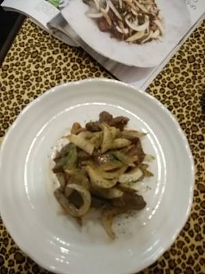 新ごぼうと牛肉のウスターソース炒め