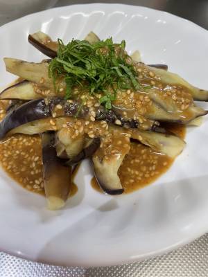 冷やしなすのごまソース