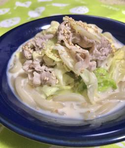 豚バラキャベツのつゆごま豆乳うどん