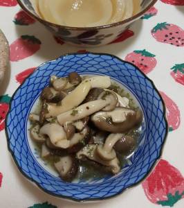 きのこのピクルス