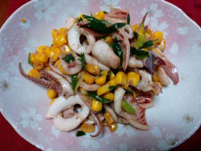 コーンといかのバターじょうゆ炒め