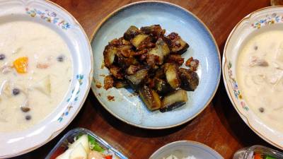 なすと豚肉のみそ炒め