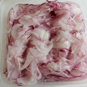 紫たまねぎのマリネ