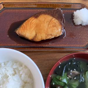 ぶりの照り焼き