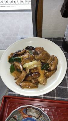 干ししいたけと鶏手羽のしょうゆ煮