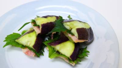 なすのベーコンはさみ レンジ蒸し