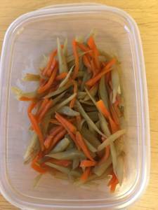 ごぼうの酢炒め