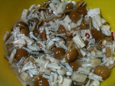 えのきとなめこの塩漬け