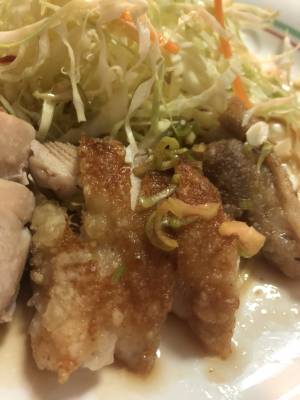 蒸し鶏のパリパリ焼き