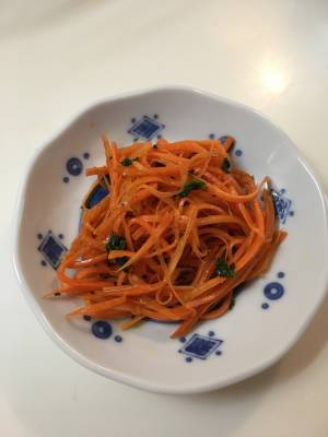 春にんじんのせん切りサラダ～洋風サラダ～