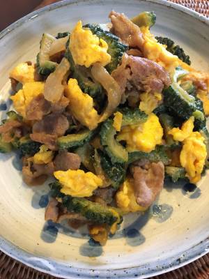 ゴーヤーのにんにくみそチャンプルー