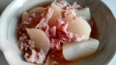 豚バラ大根の甘辛煮