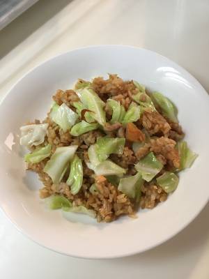 豚ひき肉とキャベツのみそチャーハン