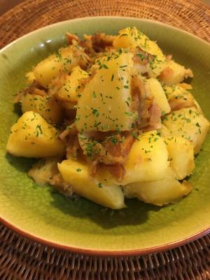 じゃがいもとベーコンの煮ころがし