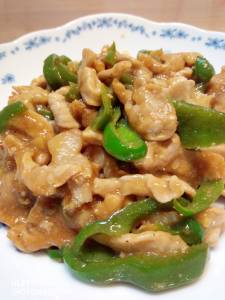 青椒肉絲（チンジャオロースー）