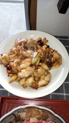 鶏とカシューナッツの四川風いため