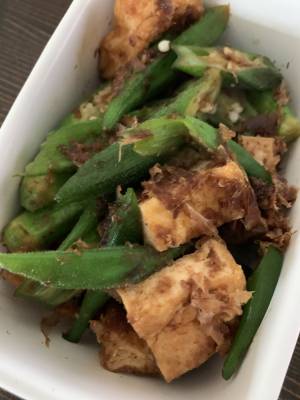 オクラと厚揚げのおかか炒め