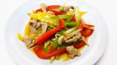 パプリカのチンジャオロースー