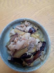 なすと豚肉、枝豆のみそ煮