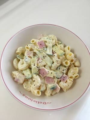 マカロニサラダ