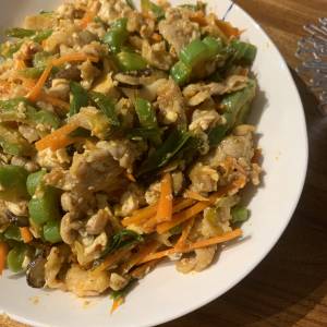 ピリ辛ゴーヤーチャンプルー