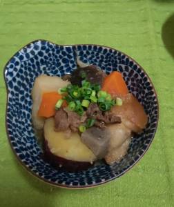 さつまいものピリ辛肉じゃが風