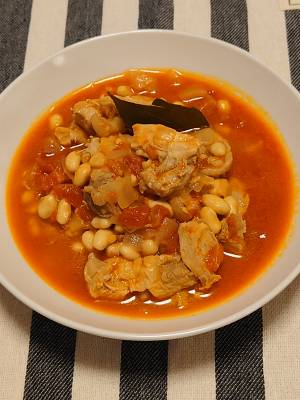 鶏肉と大豆のトマト煮