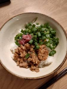 ふんわり鶏そぼろ丼