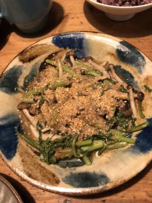 春菊としめじのごまポンあえ