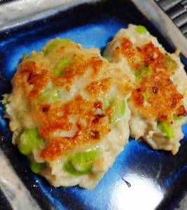 枝豆と鶏ひき肉の寄せ焼き